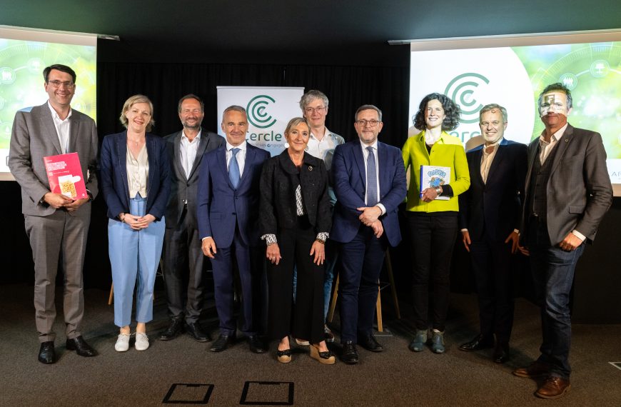 Les participants et intervenants de la conférence sur le plastique organisée à Paris par le cercle des entreprises engagées