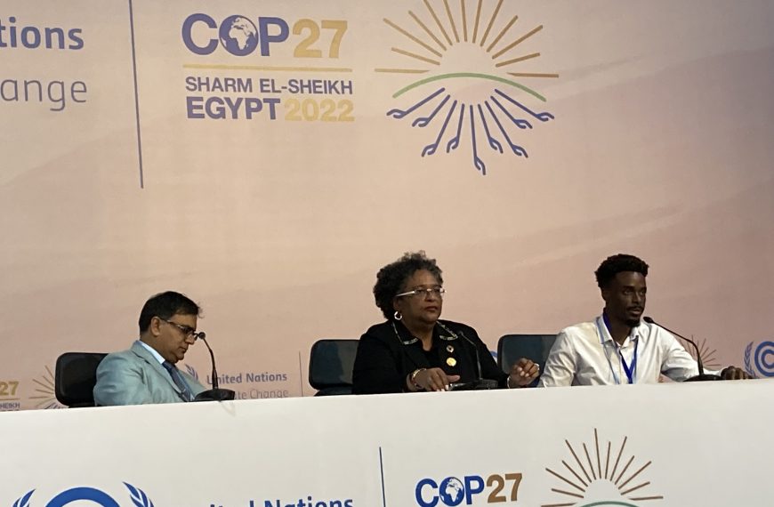 Première ministre de la Barbade, Mia Mottley au mileu à la COP 27/ Credit Photo: Houmi Ahamed-Mikidache