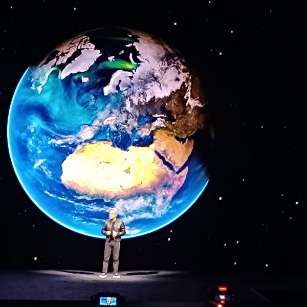 Earth-2 de NVIDIA présenté par Jensen Huang à Viva Tech à Paris